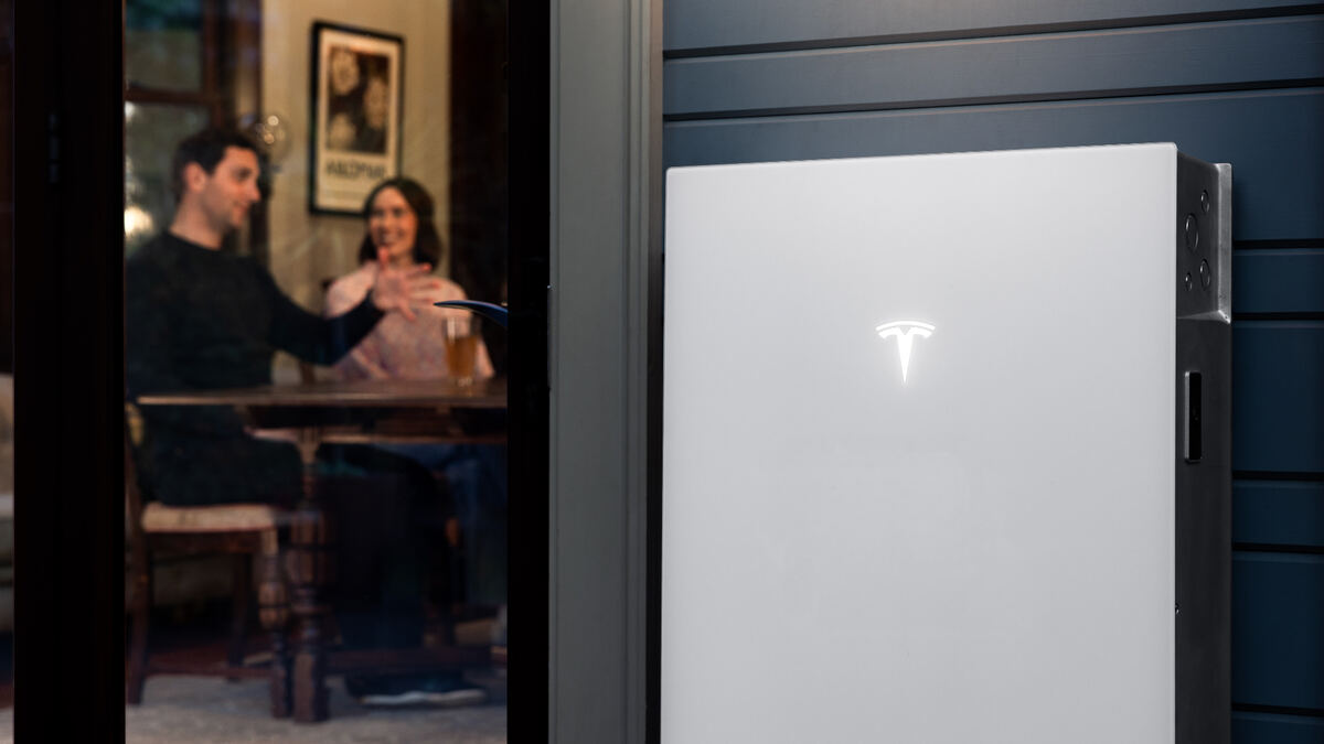 Levensduur thuisbatterij: hoe lang gaat een batterij mee?